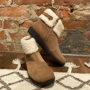 Vionic Winter Boot